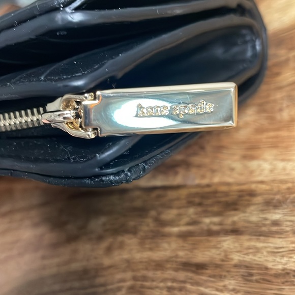 Elegant Quilted Kate Spade Casey Wallet - Picture 5 of 8